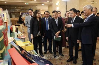 Vietnam, Laos maximise trade, investment cooperation potential